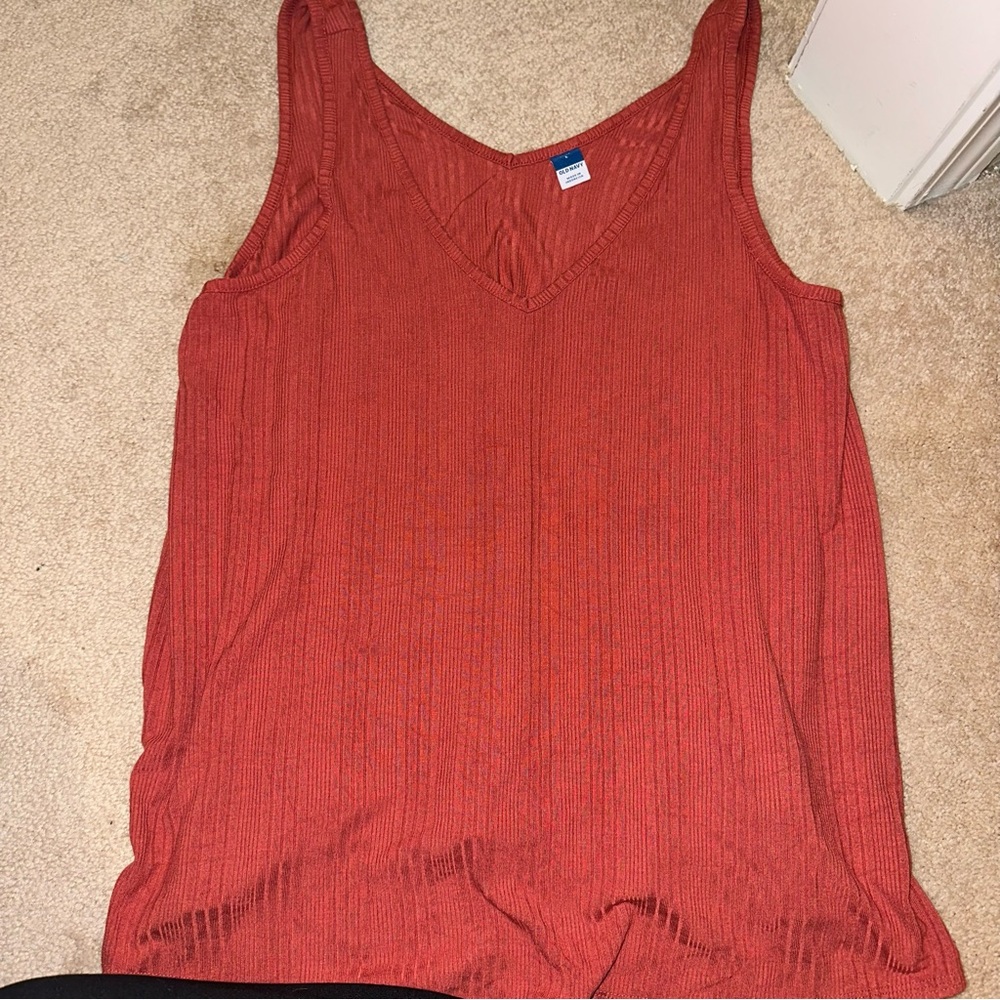 Old Navy Women's V-Neck Tank Top - Rust